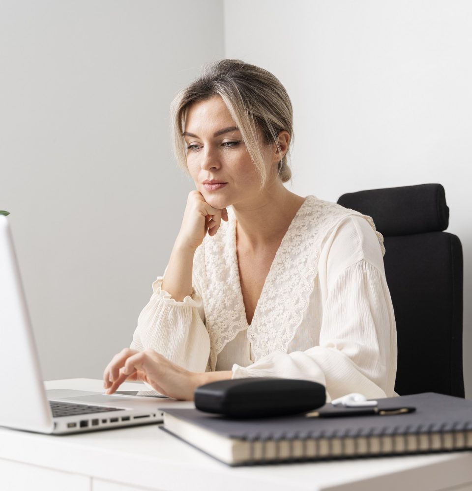 Entrepreneurship Mistakes: 8 Crucial Pitfalls to Avoid in Year 1