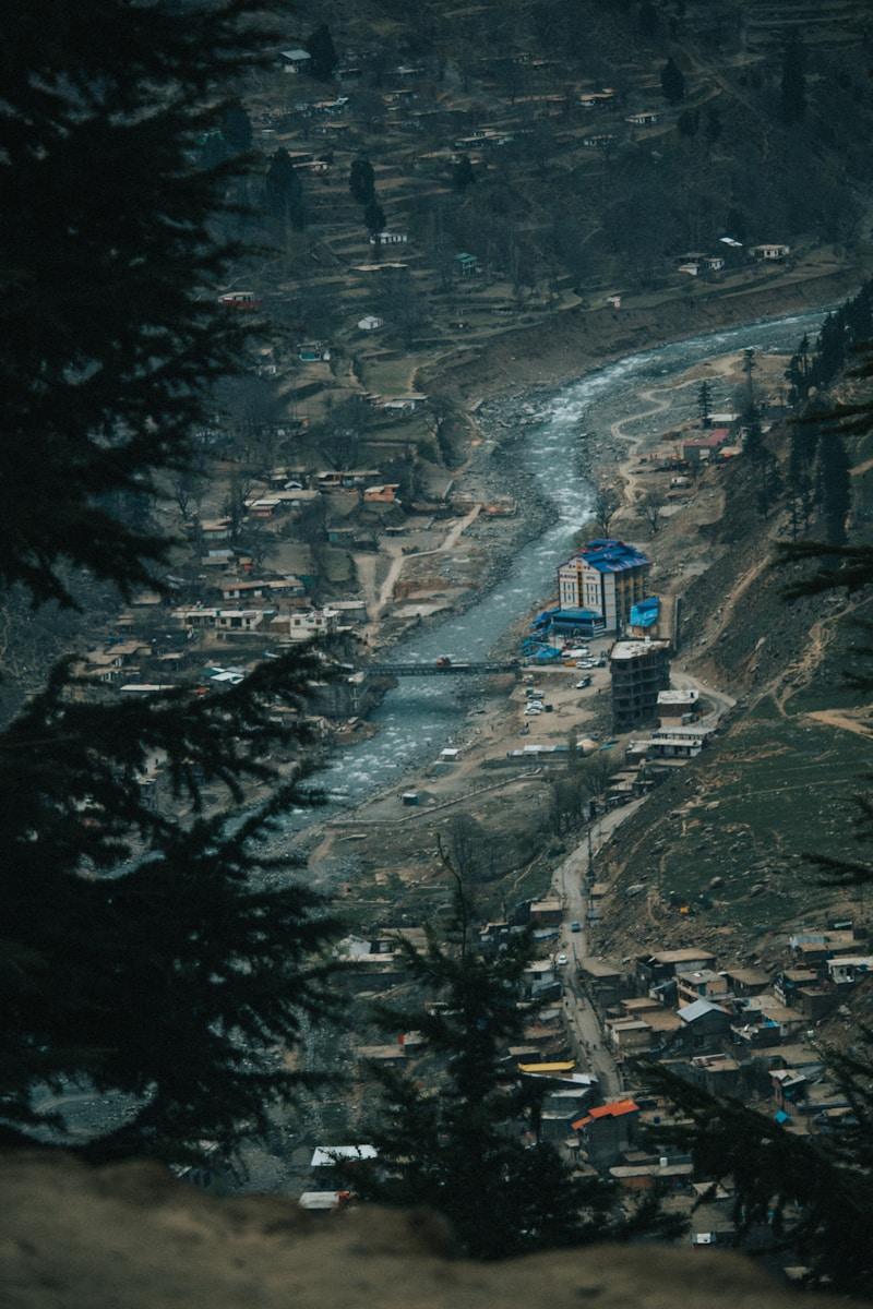 Crue soudaine Dharali : Impact dévastateur et réponses urgentes